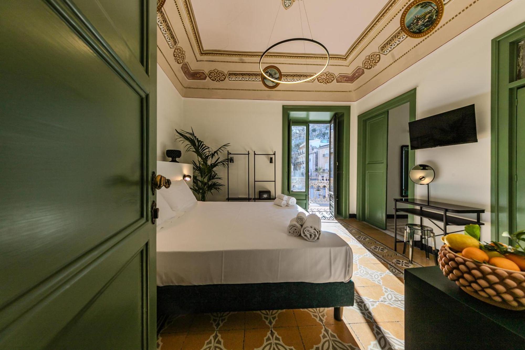Palazzo Villelmi Cefalù Buitenkant foto